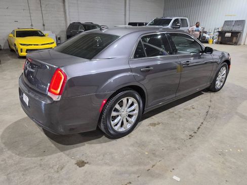 Used 2016 Chrysler 300 Limited AWD/4WD image 14