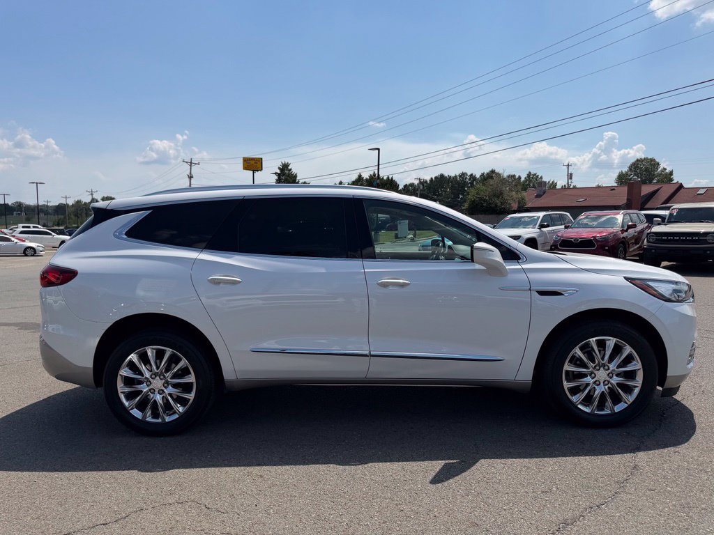 Used 2021 Buick Enclave Premium w/ Sun and Sites Package AWD/4WD image 2