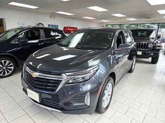 Used 2023 Chevrolet Equinox LT image 1