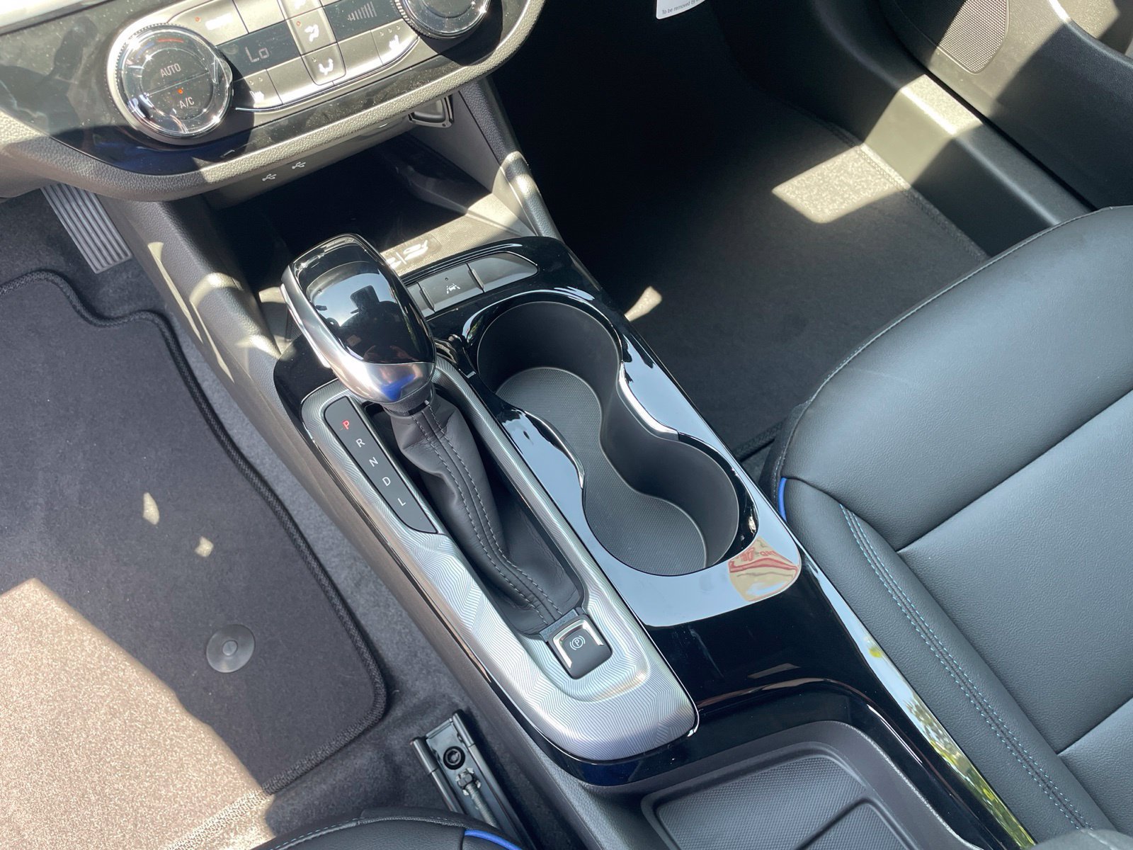 New 2026 Buick Envista Sport Touring w/ Convenience I Package FWD image 21
