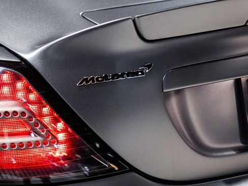 Used 2005 Mercedes-Benz SLR SLR McLaren image 36