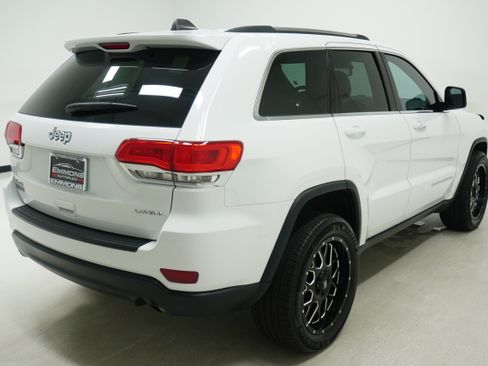Used 2015 Jeep Grand Cherokee Laredo w/ Quick Order Package 23E AWD/4WD image 4