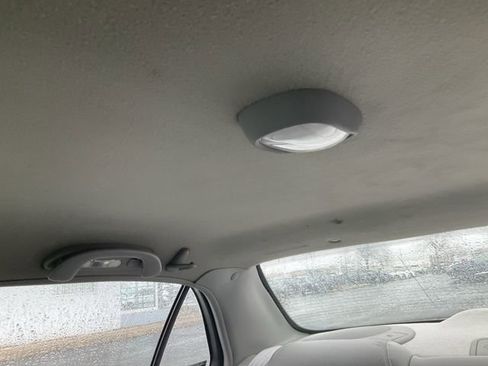 Used 2000 Buick Century Limited w/ Prestige Pkg image 16