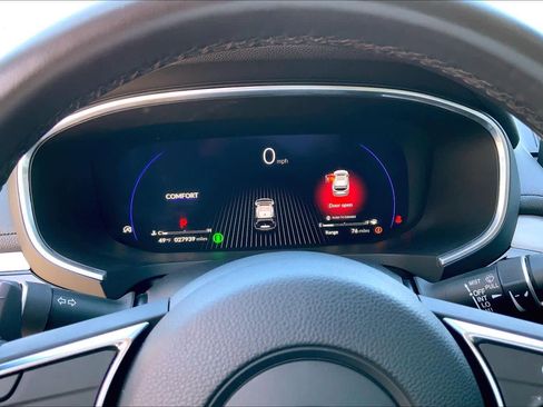 Used 2024 Acura MDX FWD image 25