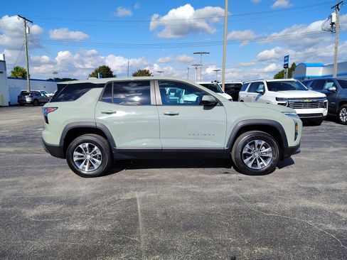 New 2026 Chevrolet Equinox LT w/ LPO, Floor Liner Package image 2