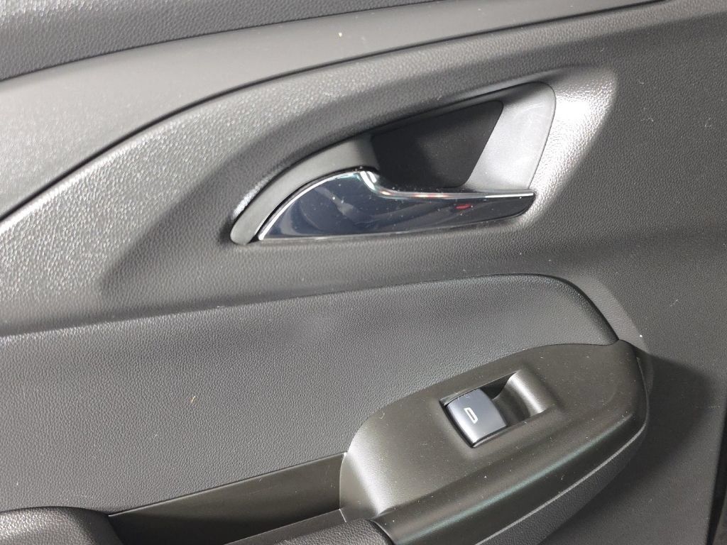 Certified 2023 Chevrolet TrailBlazer LS FWD image 32