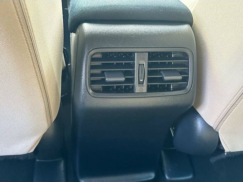 Used 2016 Honda CR-V LX image 26