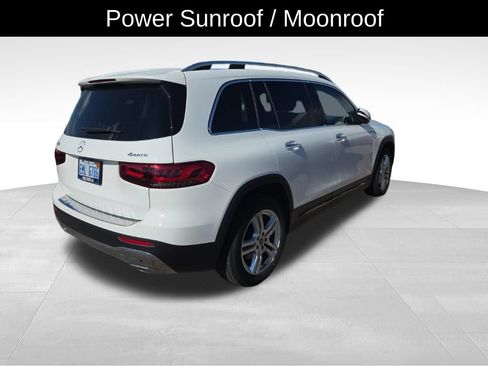 Used 2021 Mercedes-Benz GLB 250 4MATIC image 7