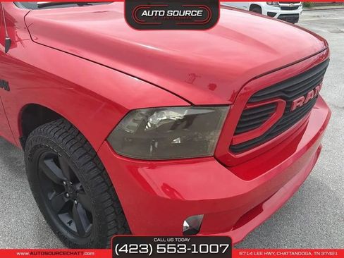 Used 2015 RAM 1500 Express AWD/4WD image 11