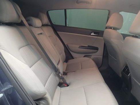 Used 2019 Kia Sportage LX FWD image 19