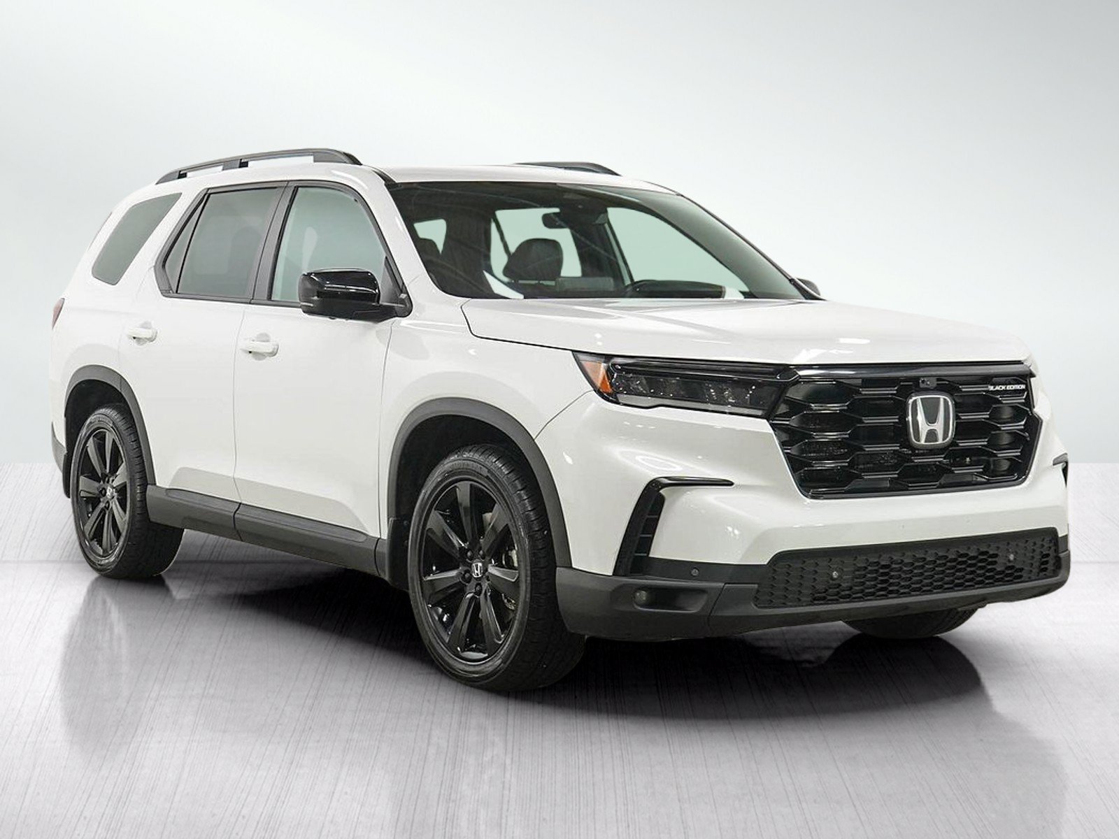 Used 2023 Honda Pilot Elite image 7