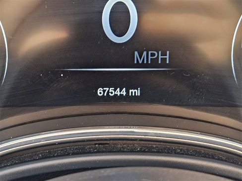 Used 2018 Jeep Grand Cherokee Limited image 24