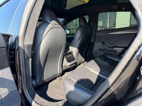 Used 2021 Tesla Model S Plaid image 21