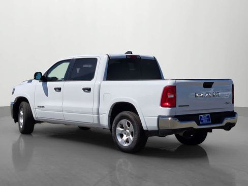 Used 2025 RAM 1500 Big Horn AWD/4WD image 4