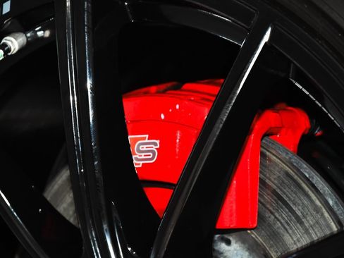 Used 2024 Audi S8 w/ S8 Comfort Plus Package image 96