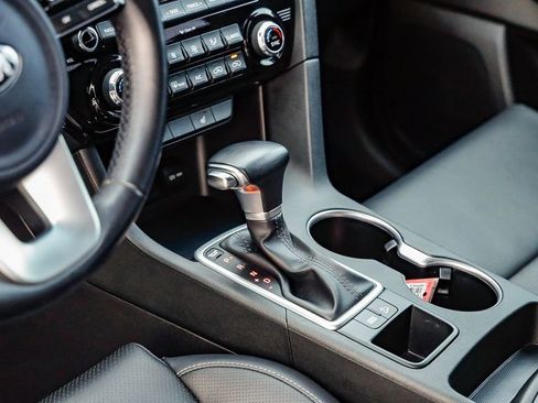 Used 2020 Kia Sportage EX image 23