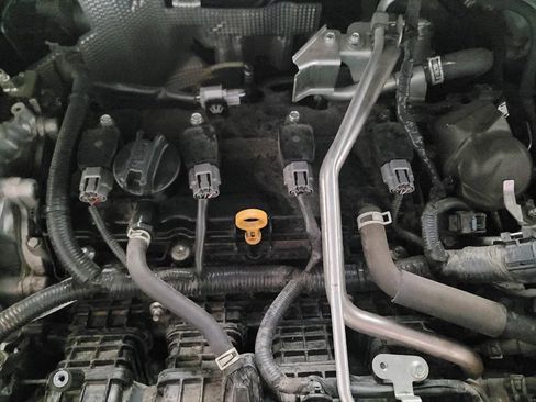 Used 2021 Nissan Rogue S FWD image 30