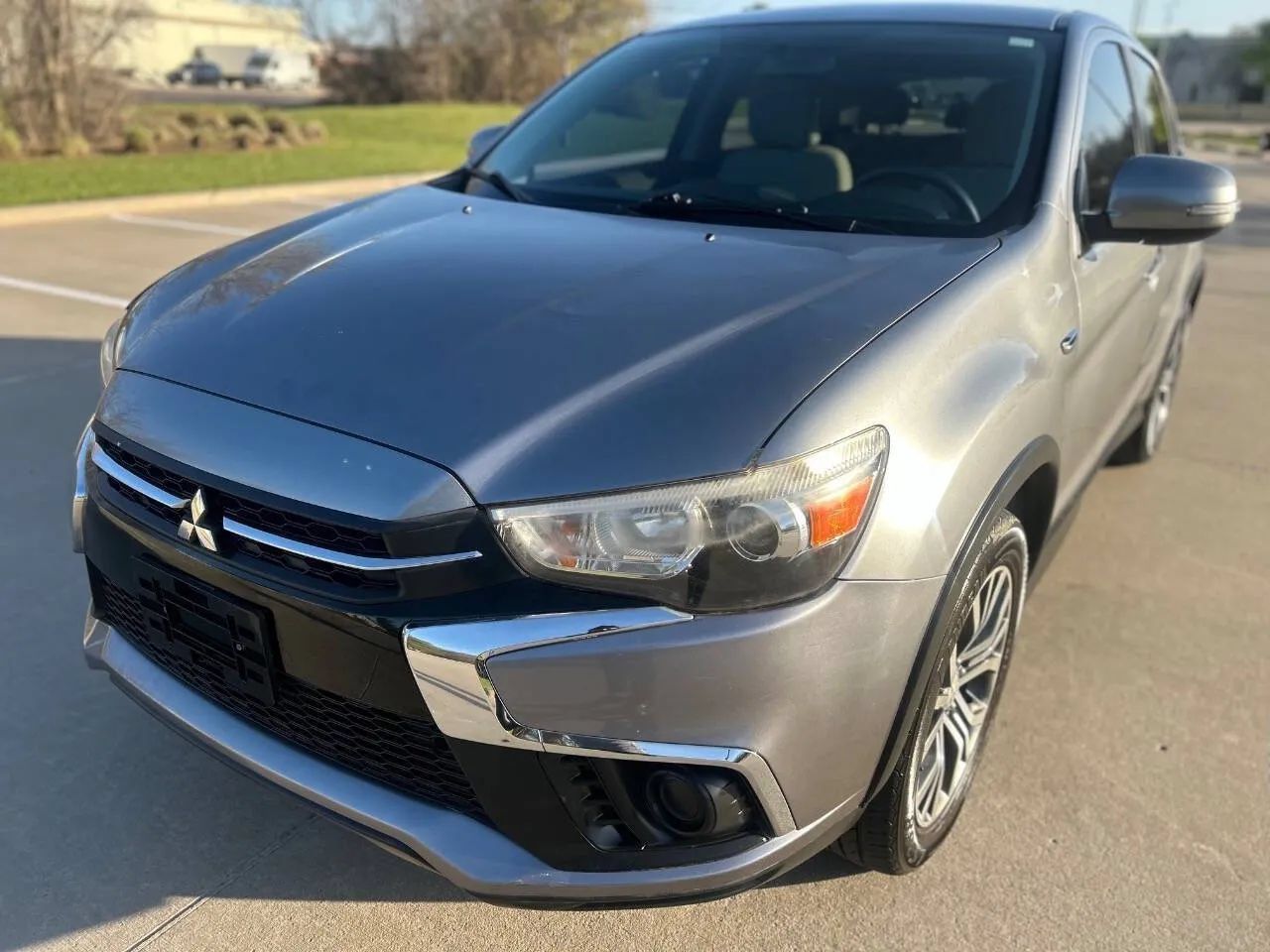 Used 2018 Mitsubishi Outlander Sport ES FWD image 2