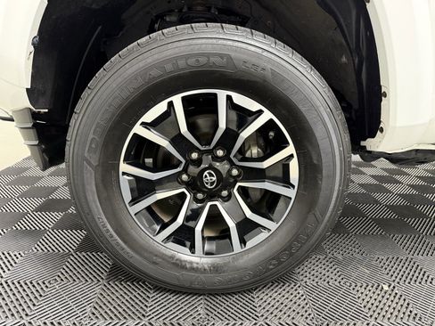 Used 2021 Toyota Tacoma TRD Sport image 13