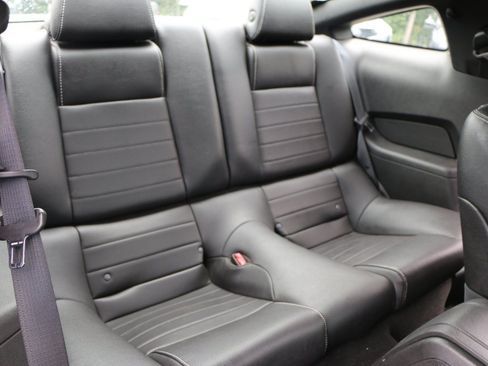 Used 2011 Ford Mustang Premium w/ 202A Rapid Spec Order Code RWD image 24