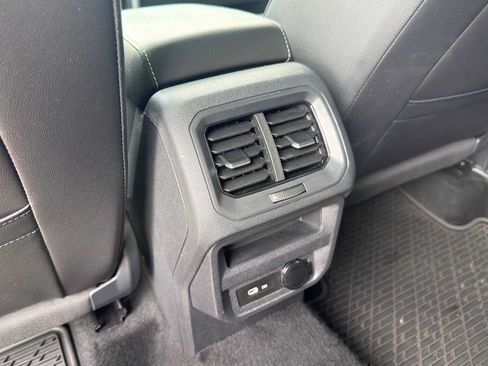 Used 2024 Volkswagen Tiguan SE R-Line AWD/4WD image 21