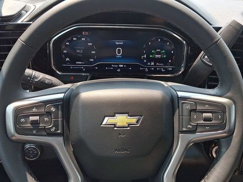 Certified 2024 Chevrolet Silverado 2500 LTZ w/ LTZ Convenience Package AWD/4WD image 19
