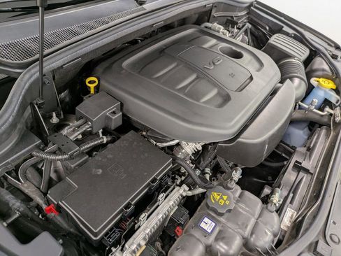 Used 2021 Jeep Grand Cherokee Laredo image 30