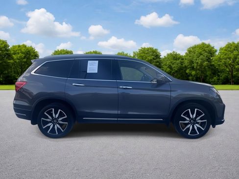 Used 2022 Honda Pilot Touring image 6