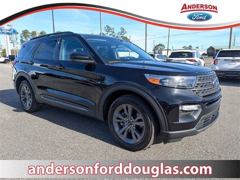 Used 2023 Ford Explorer XLT w/ Equipment Group 202A image 1