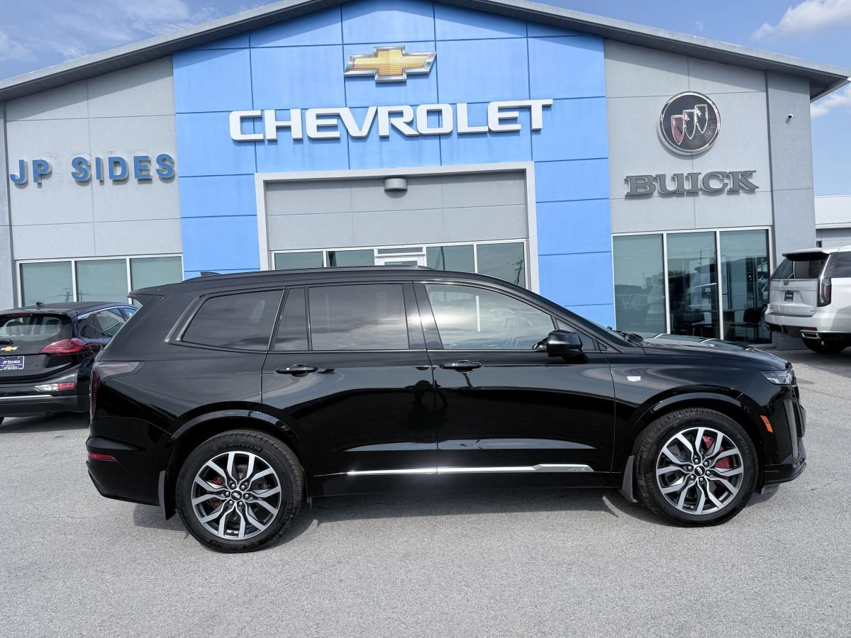 Used 2022 Cadillac XT6 Sport AWD/4WD image 8