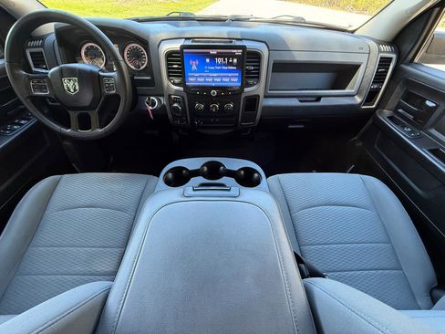 Used 2017 RAM 1500 Express AWD/4WD image 20