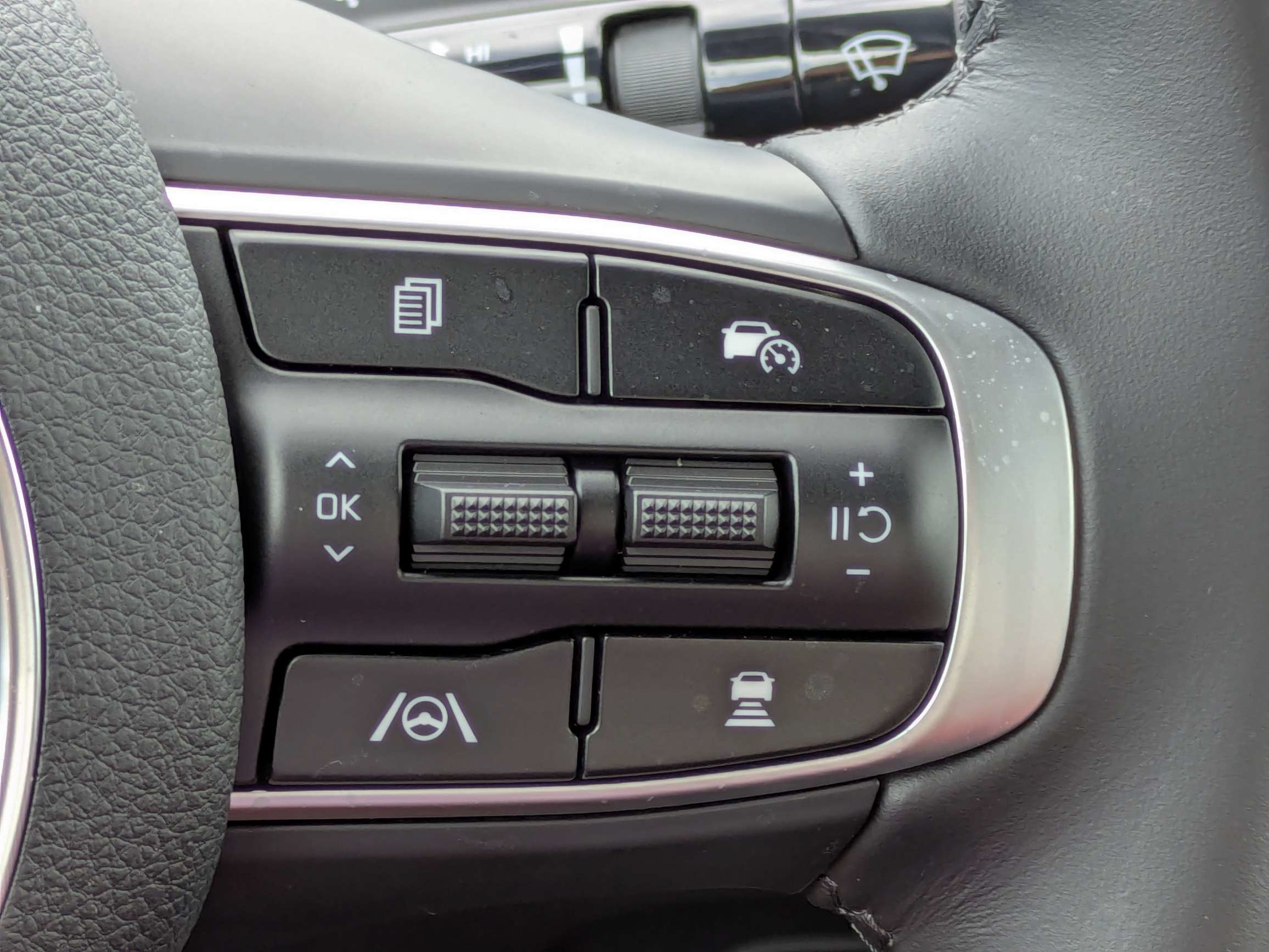 New 2026 Kia K5 GT-Line w/ GT-Line Red Interior Package FWD image 32