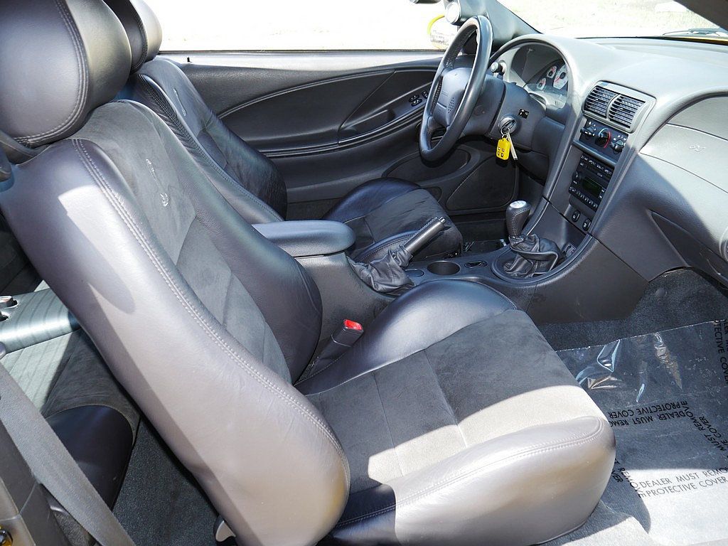 Used 2004 Ford Mustang Cobra RWD image 43