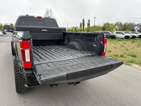 Used 2021 Ford F350 Platinum AWD/4WD image 13