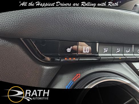 Used 2025 Chevrolet Blazer LT image 16