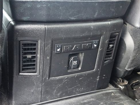 Used 2018 RAM 2500 Laramie image 30