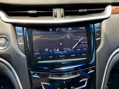 Used 2013 Cadillac XTS Luxury FWD image 35