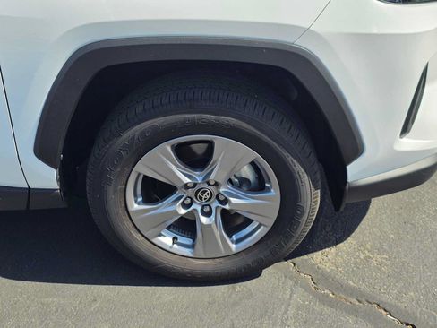 Certified 2025 Toyota RAV4 XLE AWD/4WD image 9