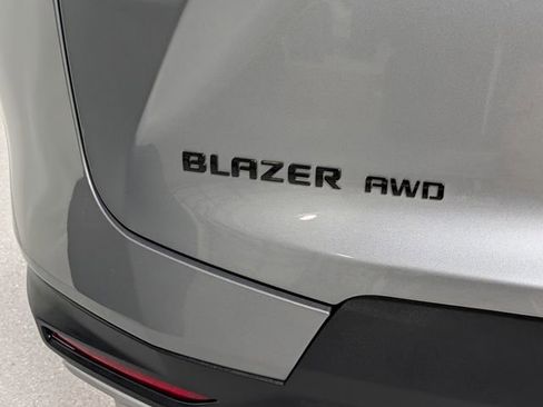 Certified 2024 Chevrolet Blazer LT w/ Midnight/Sport Edition AWD/4WD image 5