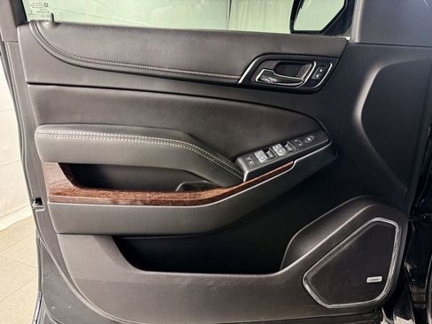 Used 2017 GMC Yukon SLE w/ HD Trailering Package image 13