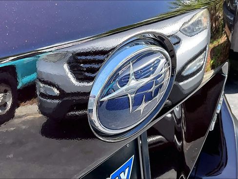 Used 2024 Subaru Outback Touring XT AWD/4WD image 9