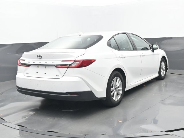 Used 2025 Toyota Camry LE w/ Convenience Package FWD image 6