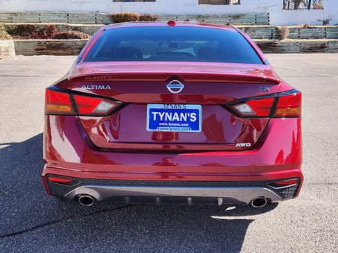 Used 2019 Nissan Altima 2.5 SR w/ SR Premium Package image 4