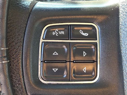 Used 2017 RAM 2500 SLT image 25