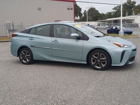 Used 2021 Toyota Prius Limited image 11