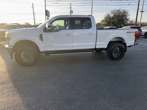 Used 2020 Ford F250 Lariat w/ Lariat Value Package image 2