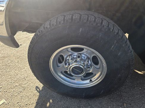 Used 2000 Ford F250 XL image 29