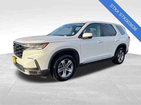 Used 2023 Honda Pilot EX-L image 3