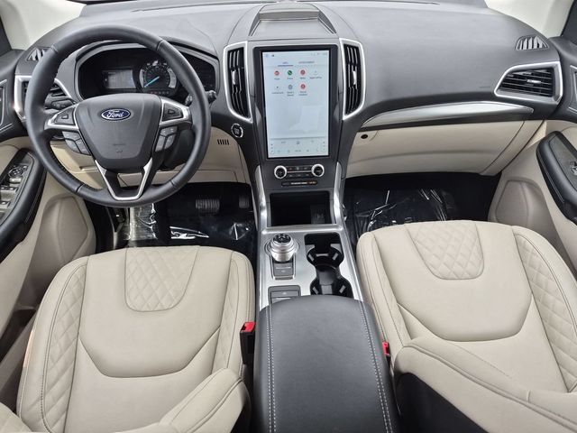 Used 2023 Ford Edge Titanium AWD/4WD image 27