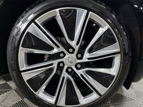 Used 2024 Cadillac Lyriq Luxury w/ LPO, Floor Liner Package image 38